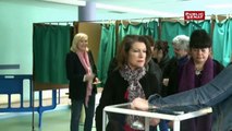 Marine Le Pen vote pour les départementales 2015