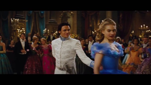 CENDRILLON - Extrait C'est vous qu'ils regardent [VF|HD] (Cinderella, Disney)