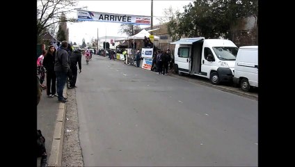 20150315-Argenteuil FFC D_Arrivée peloton 36e place