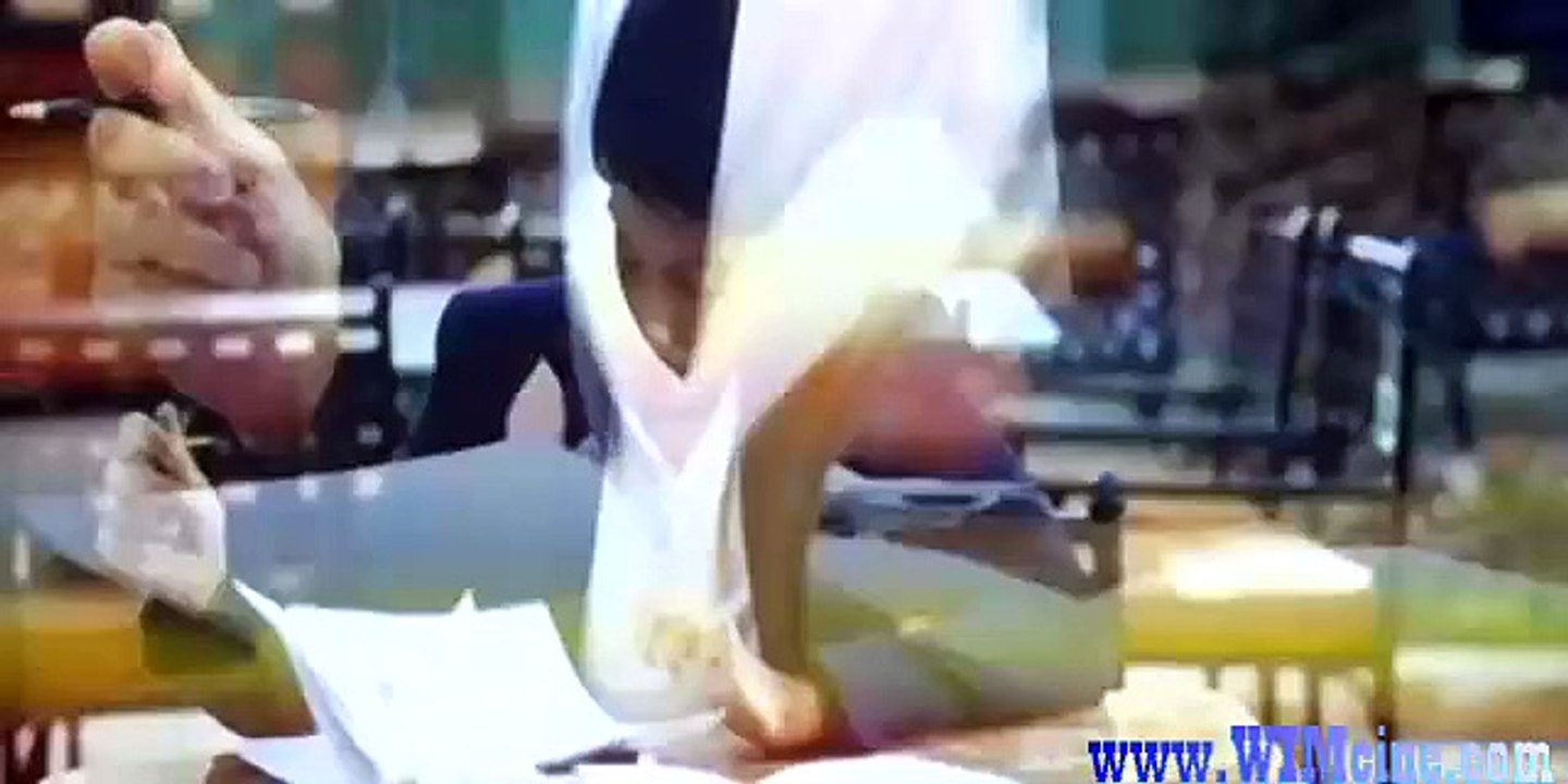 Dilliwaali Zaalim Girlfriend (2015)_clip1