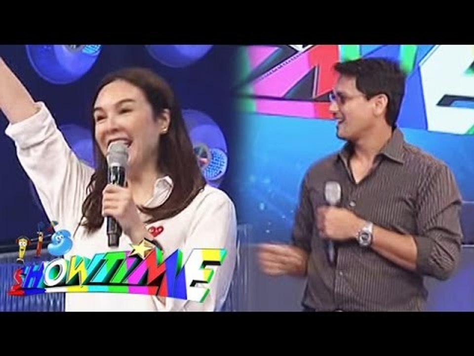 Gretchen Barretto and Richard Gomez do sample on It's Showtime