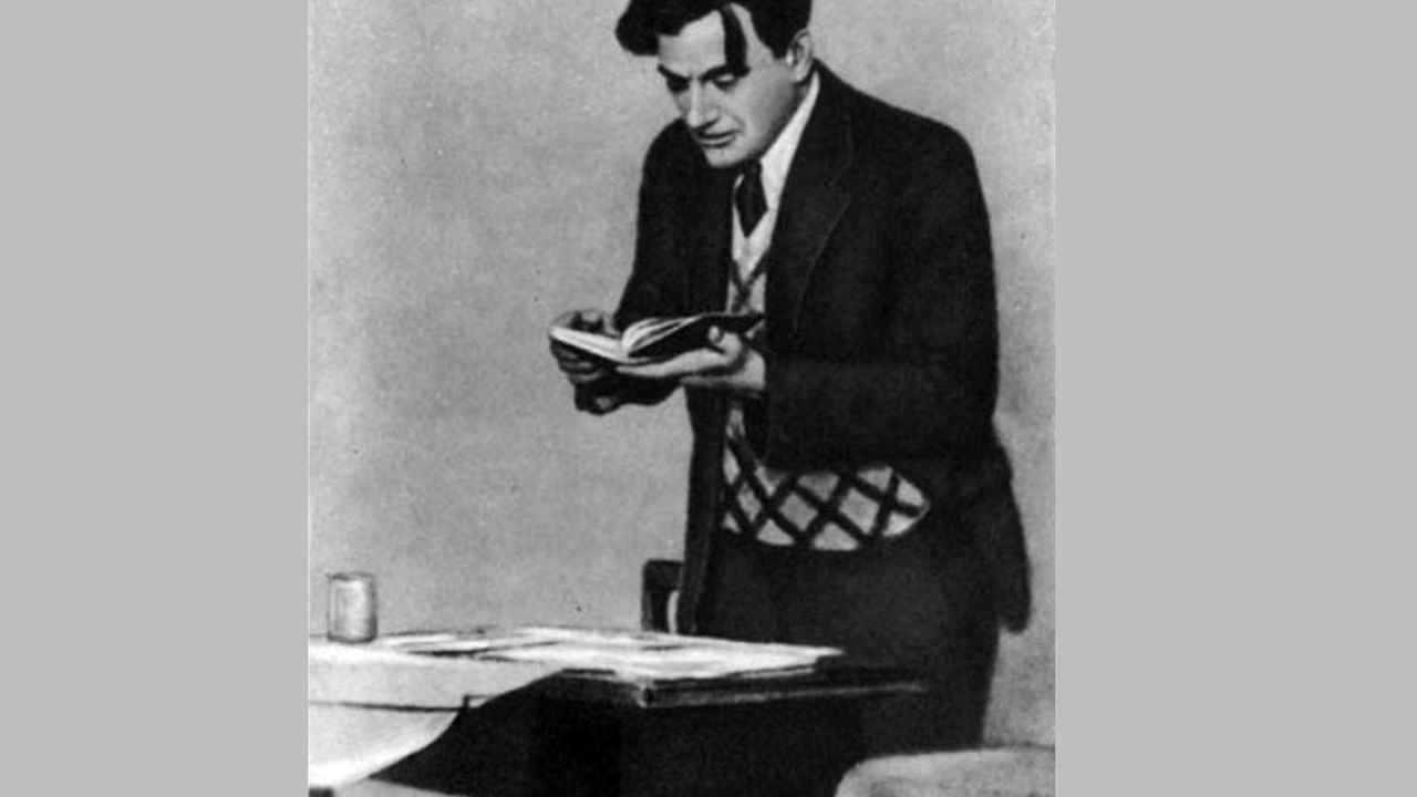 В. В. Маяковский читает своё стихотворение «А вы могли бы?».