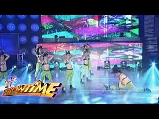 It's Showtime PINASikat: Vogue Mega Crew