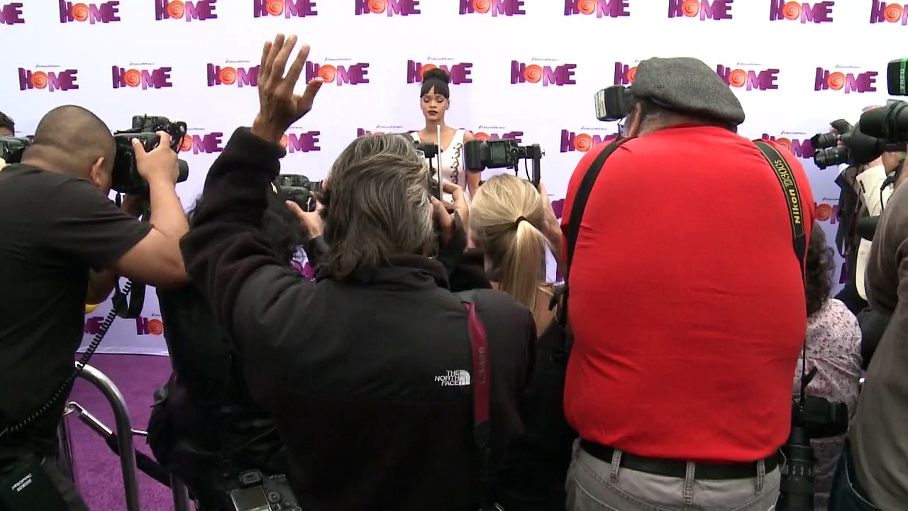 Rihanna und Jennifer Lopez präsentieren 'Home'