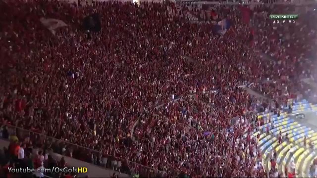 Football - Une passe décisive... de la pluie