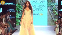 EshaGupta & iliana in LAKME FASHION WEEK DAY 05 GRAND FINALE