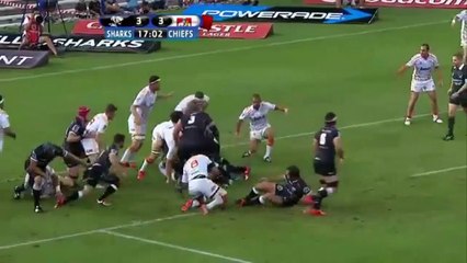 Le vilain coup de pied au visage de Bismarck du Plessis