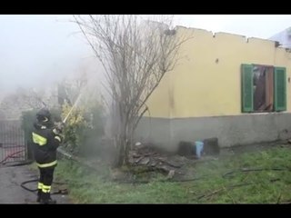 Luco - Borgo San Lorenzo (FI) - Vigili del fuoco domano incendio in abitazione (16.03.15)