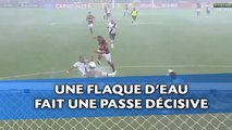 Foot: Au Brésil, une flaque d'eau fait une passe décisive