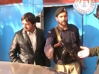 That is the Real Change. KPK Constable Teaches PTI MPA a Lesson
