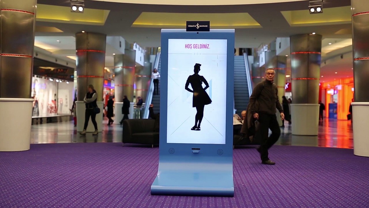 Oyun oynarken bankacılık mı yapılır? Gör bak nasıl yapılır!