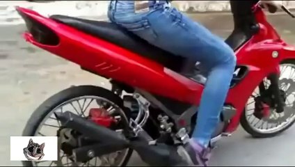 EPIC GIRLS FAIL COMPILATION- AUGUST 2014!_12
