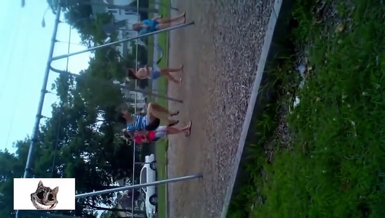 EPIC GIRLS FAIL COMPILATION- AUGUST 2014!_18