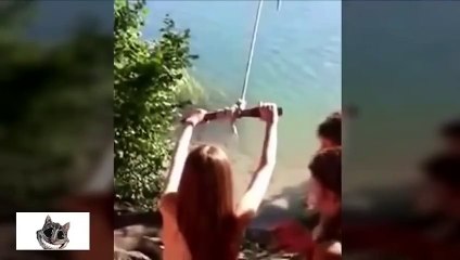 EPIC GIRLS FAIL COMPILATION- AUGUST 2014!_27