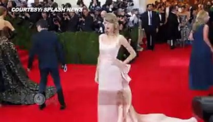Taylor Swift Buys Domain Name TaylorSwift-Porn-2015