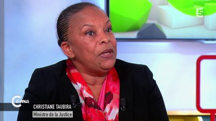 Christiane Taubira "je ne suis pas une victime, je suis une cible" - C à vous - 23/03/2015