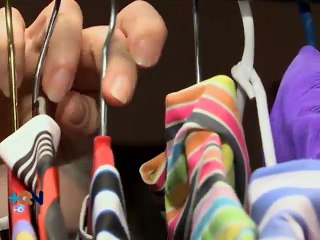 Un grupo de payasos regalan amor a personas en hospitales