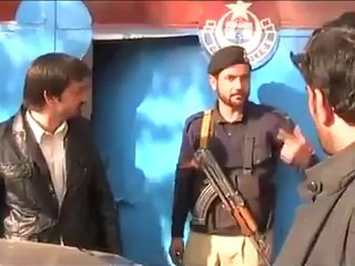 KPK Constable Teaches PTI MPA a Lesson