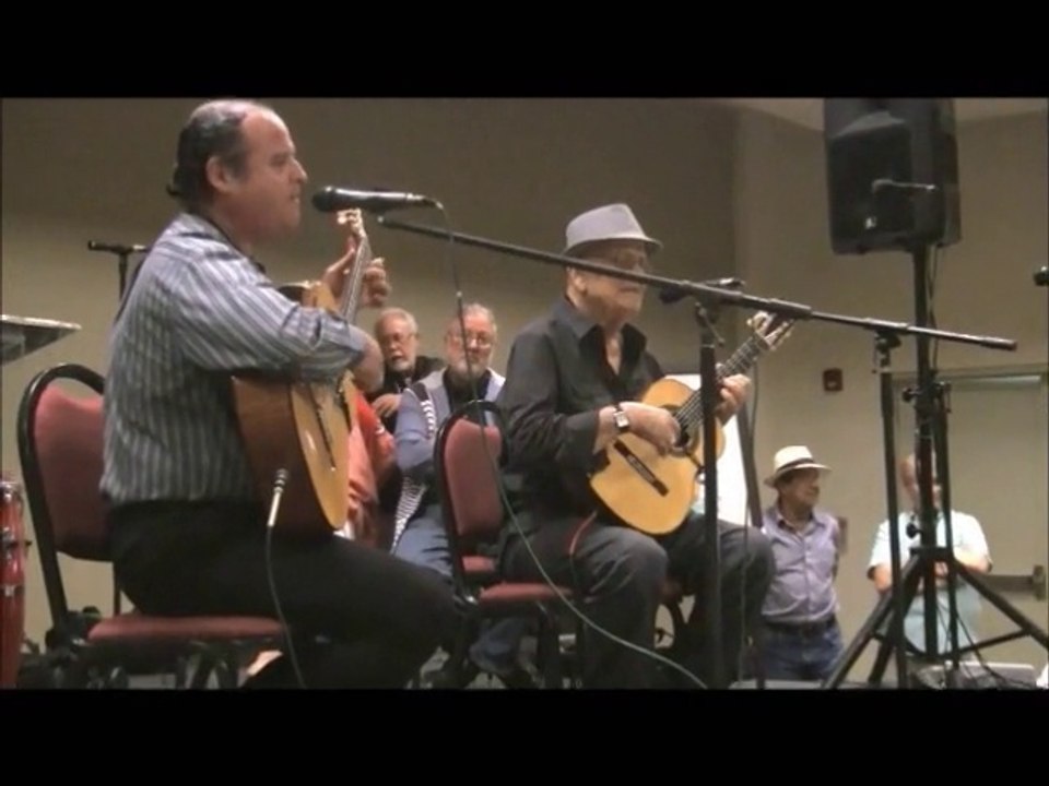 Scharrón y Taboas cantan a Zoraida y Roy