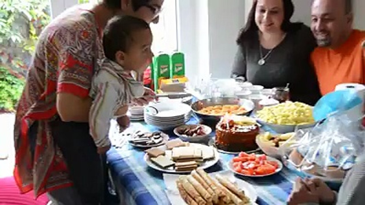 Ezgi Sinet Cevat Sinet  Mustafa Sinet Oğlumuzun Doğum Günu