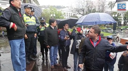 Severo reclamo del alcalde Rodas al concejal Mario Guayasamin