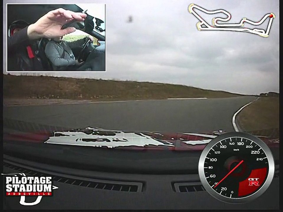 Votre video de stage de pilotage B057220315PSTA0024