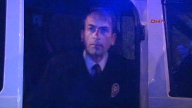 İzmir Kovalamaca Kazayla Bitti 2 Polis Yaralı