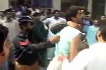 Funny Pakistani Punjab Police Fight New Clip - 360p