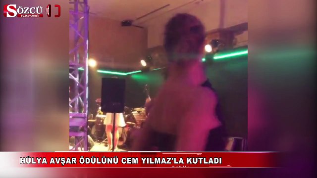 Cem Yılmaz ile Hülya Avşar'ın müthiş dansı