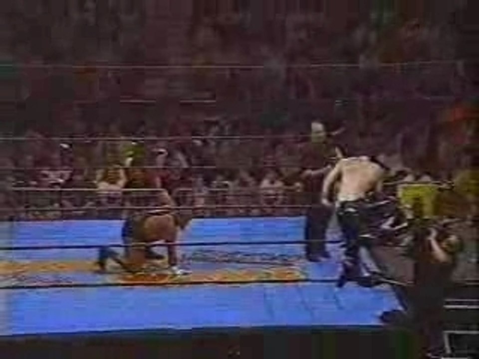 Taz vs Yoshihiro Tajiri