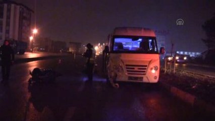Bursa'da Motosiklet ile Minibüs Çarpıştı: 1 Ölü, 1 Yaralı