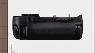 Nikon MB-D11 Multi-Power Battery Pack for Nikon D7000 Digital SLR Camera - Retail Packaging