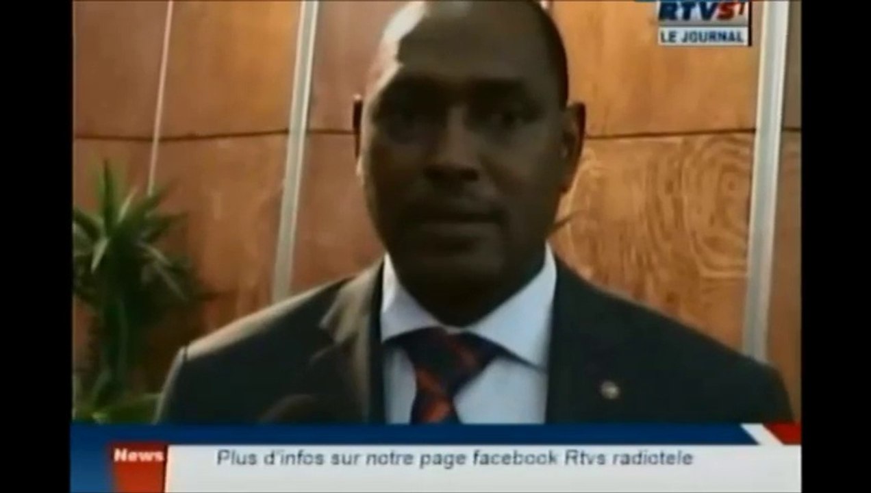 La motion de Moise Nyarugabo, ménace le ministre des médias de laisser l'information circuler en toute liberté et démocratie.