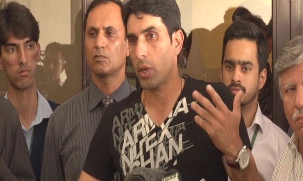 Misbah ul Haq hits back experts over criticism