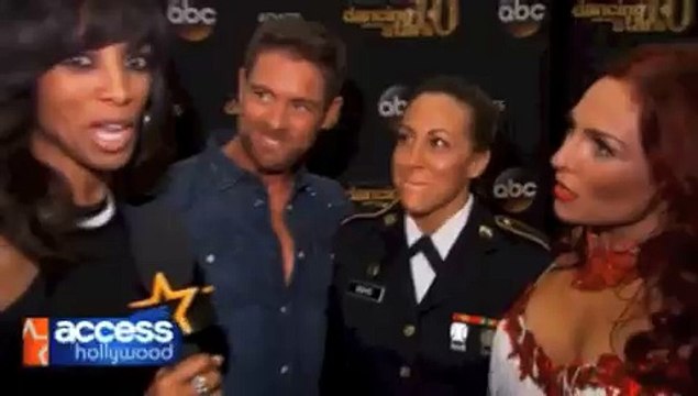 Sharna Burgess & Noah Galloway Access Hollywood Interview March 23, 2015