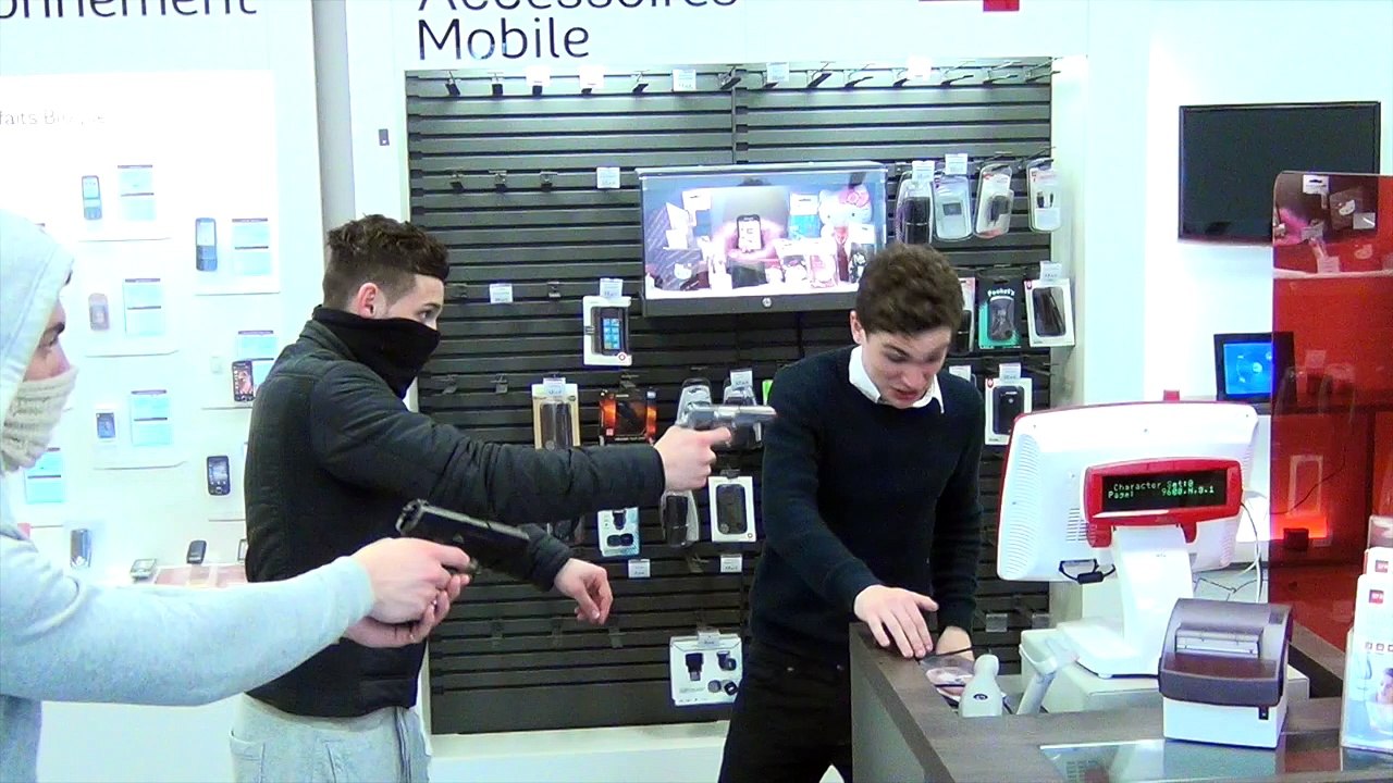 Agir/Réagir - Concours INRS 2015 - Lycée Notre-Dame du Grandchamp