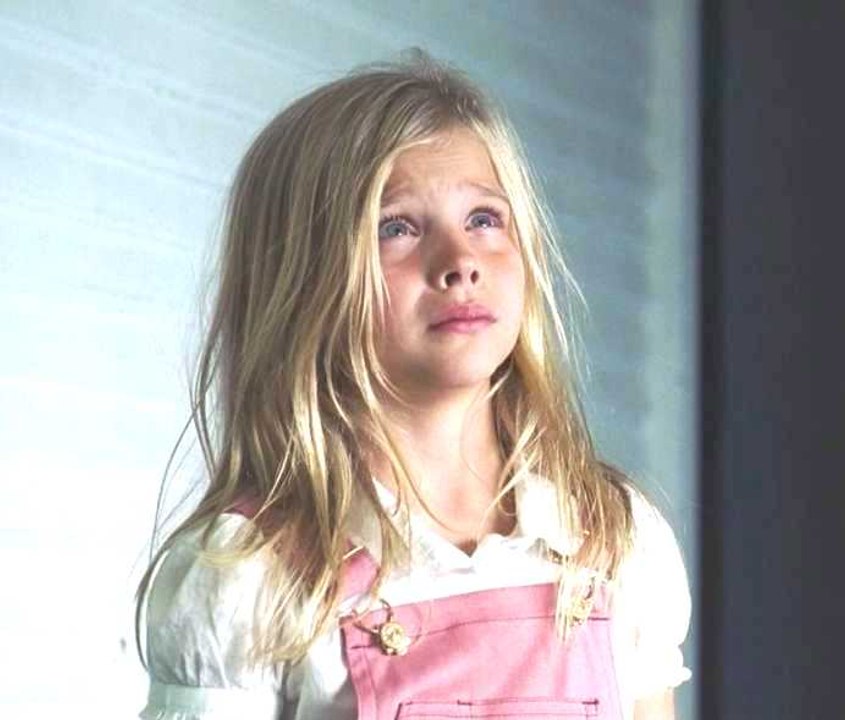 Chloe Moretz - The Amityville Horror (2005) (All scenes with her)