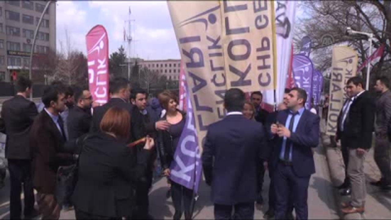TBMM Önünde CHP Eylemi