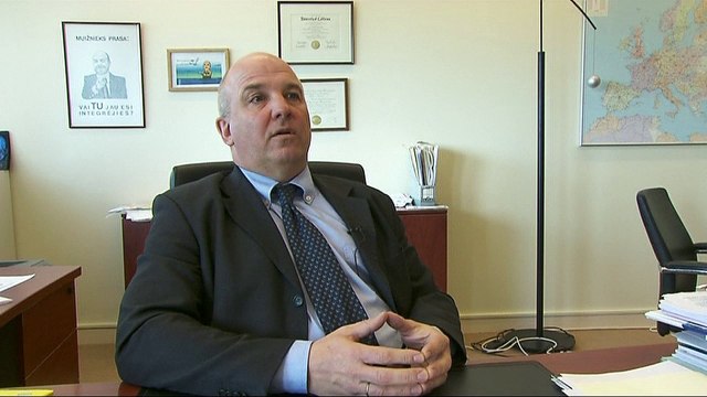 Avenue de l'Europe - Migrants : Niels Muiznieks rappelle leurs droits