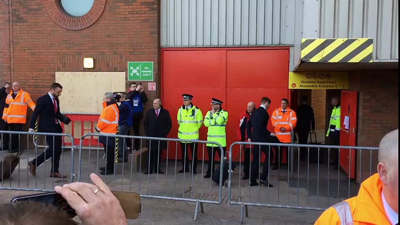 LFC-arriving1
