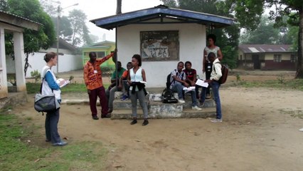 Ebola : Rester vigilant, un an après le début de l'épidémie