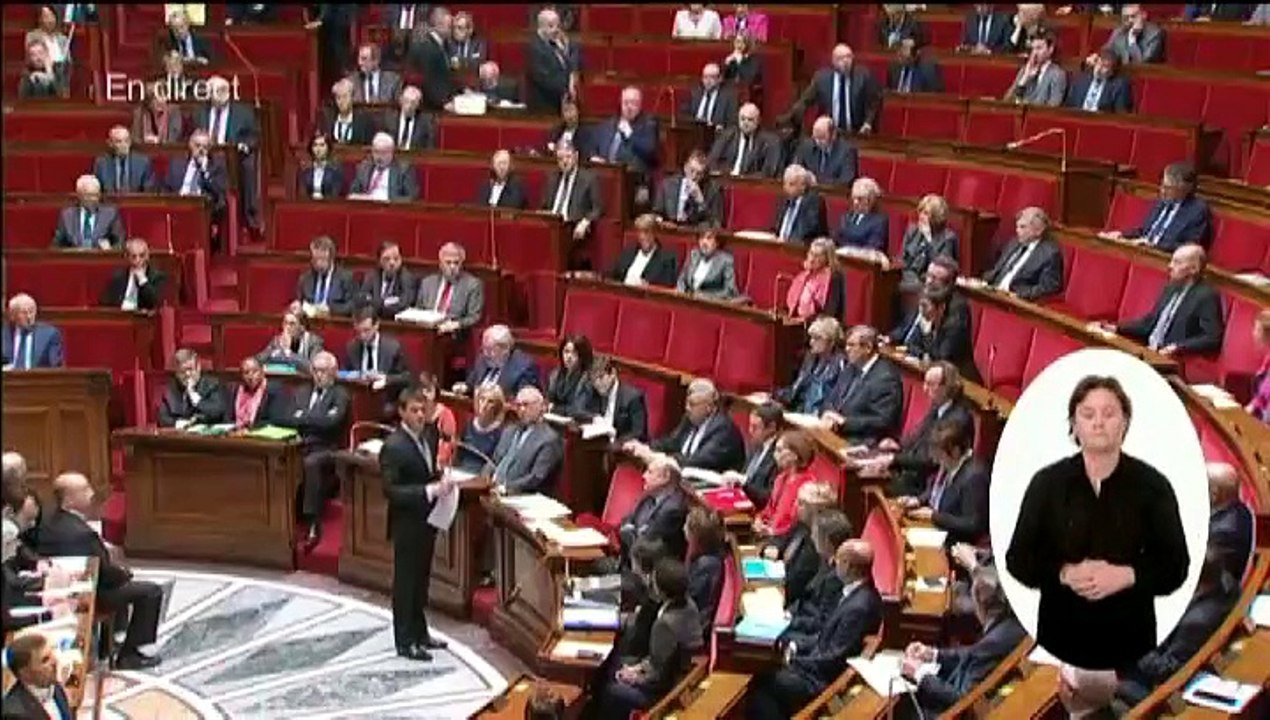 Crash dans les Alpes : les députés observent une minute de silence