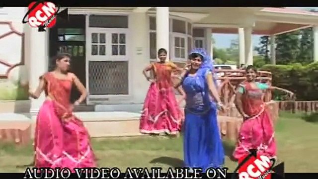 HD चोली में होता गुदगुदी - New 2014 Bhojpuri Hot Song - Deepak