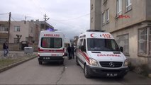 Adıyaman'da Minibüs ile Otomobil Çarpıştı: 4 Yaralı