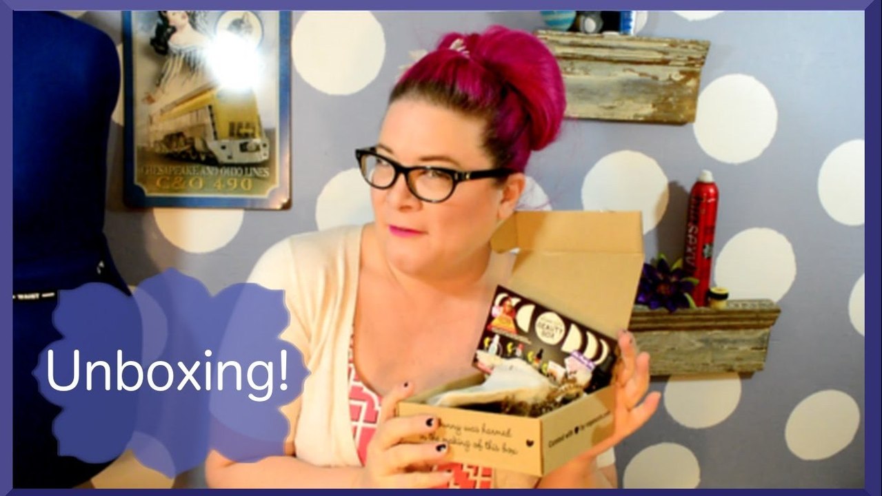 Vegan Cuts Beauty Box Unboxing   February 2015