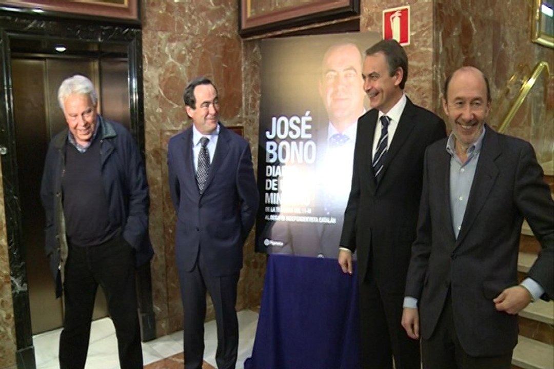 Felipe González y Zapatero arropan a Bono