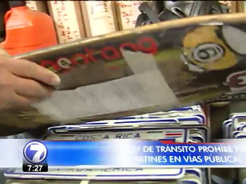 Patinetas y patines esperan ser reclamados por sus dueños en las bodegas de decomisos del Cosevi