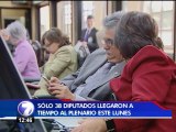 Solo 38 diputados llegaron a tiempo a sesión reprogramada este lunes