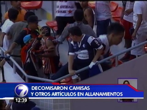 2 miembros de la barra 'La doce' fueron trasladados a La Fiscalía para ser indagados