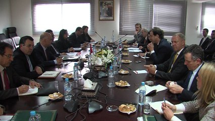 أنيس بيرو يتباحث مع نائب الوزير الأول الهولندي